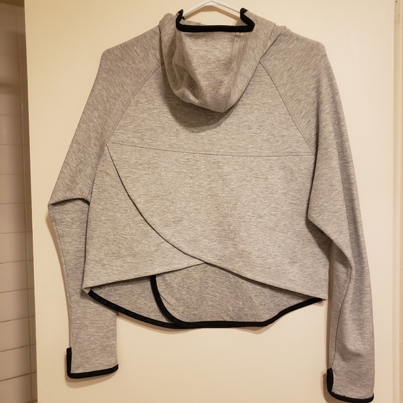 Nike's hoodie - Picture 2 of 2